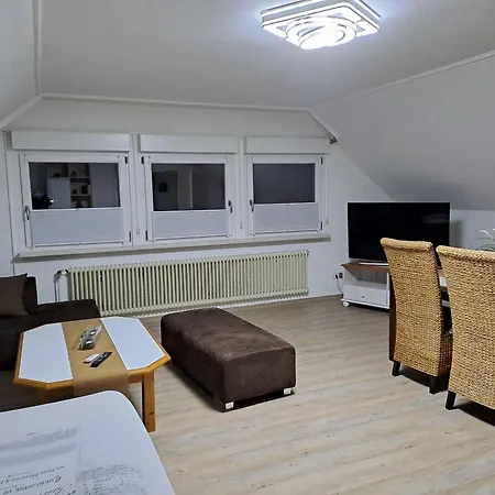 Ferienwohnung Dieblich شقة